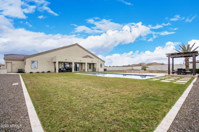 $1,199,900 | 13621 West Tuckey Court, Glendale, AZ 85307