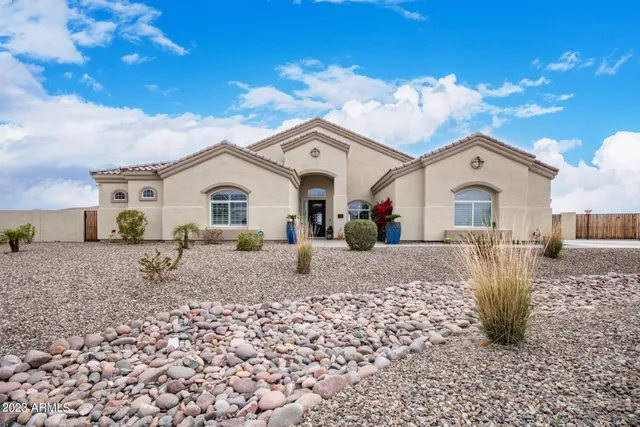 $1,199,900 | 13621 West Tuckey Court, Glendale, AZ 85307