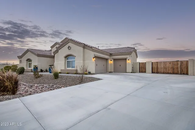 $1,199,900 | 13621 West Tuckey Court, Glendale, AZ 85307