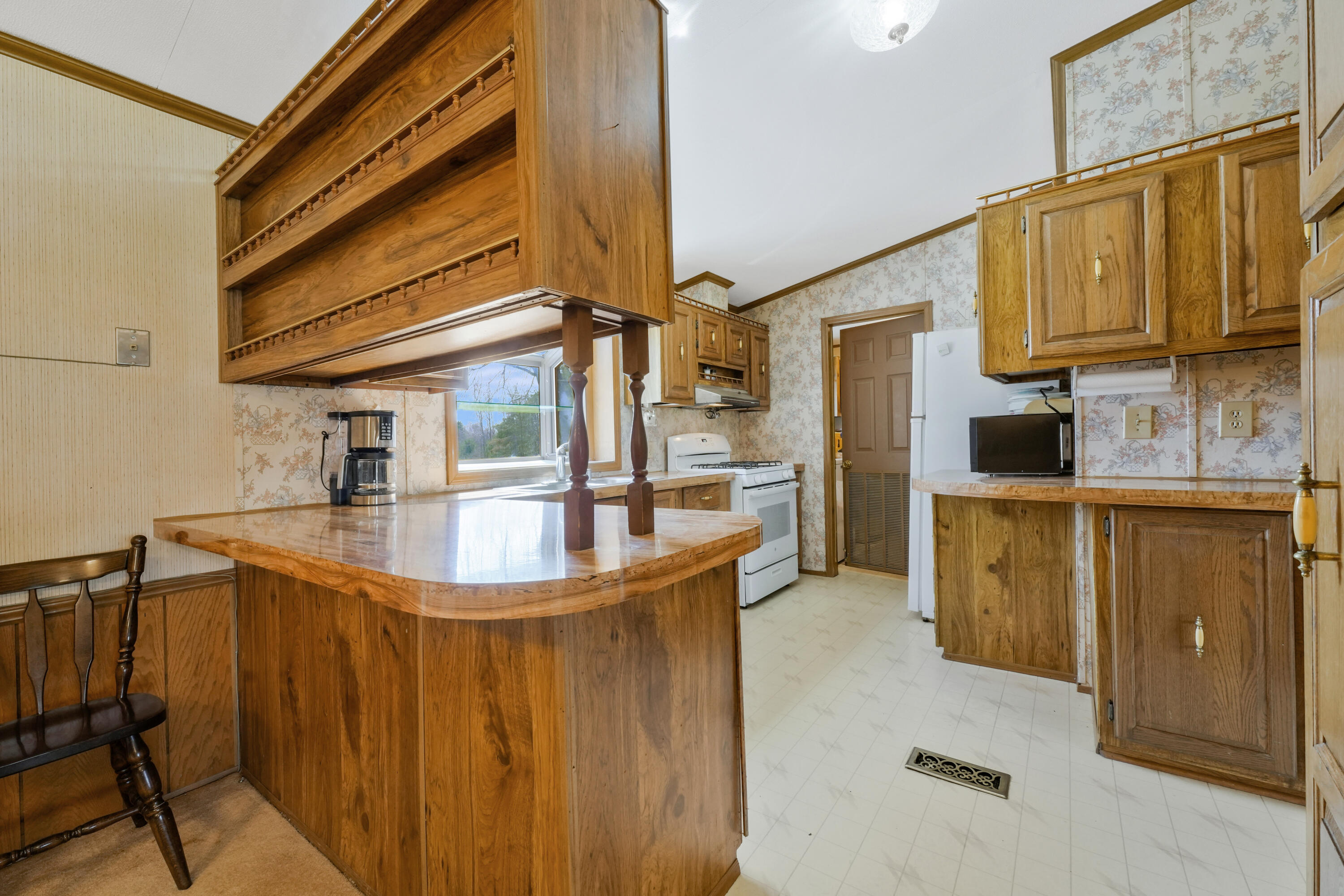 16583 10 Mile Road Reed City, MI 49677 - Photo 17 of 46 DSC05288