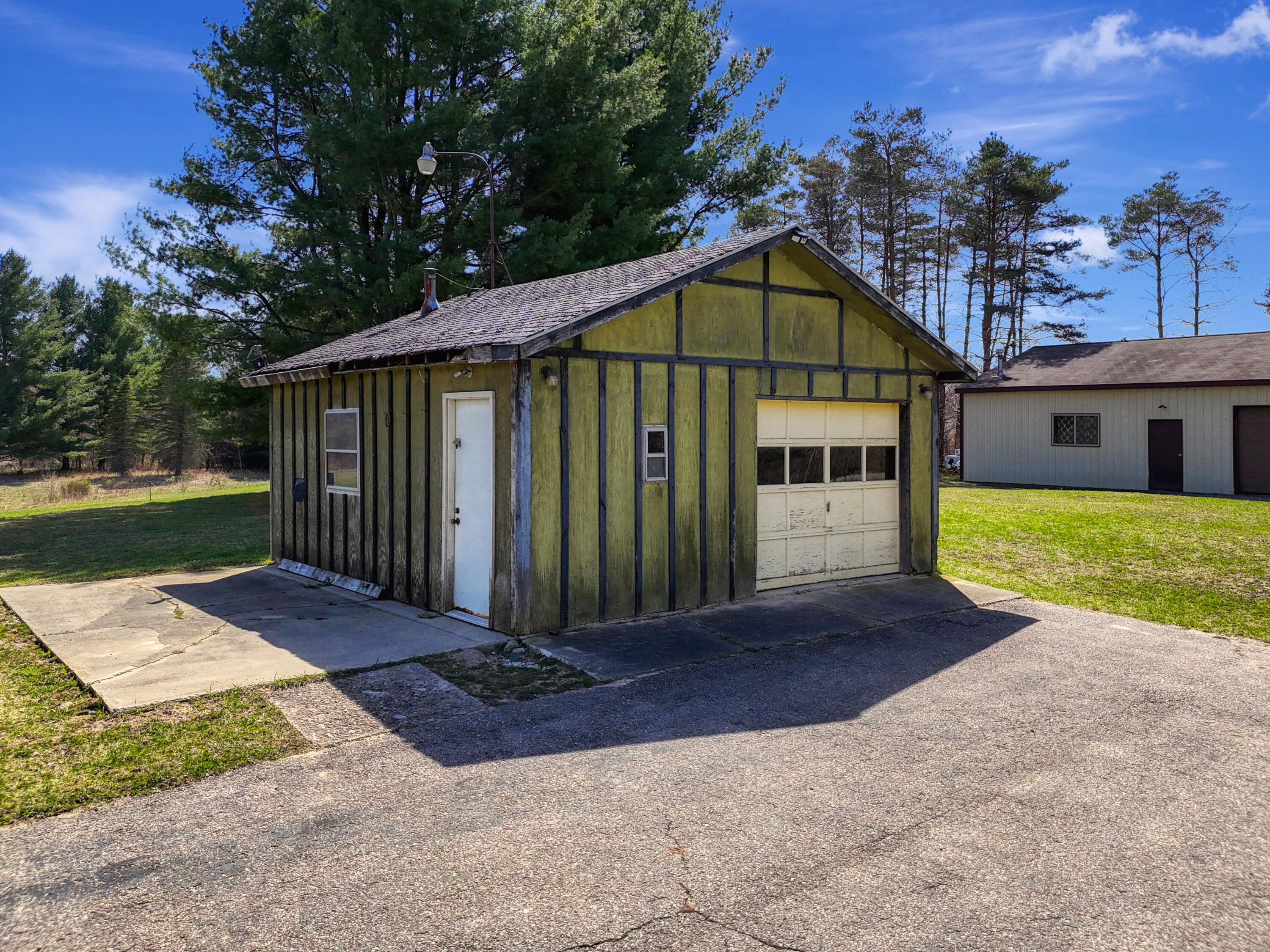 16583 10 Mile Road Reed City, MI 49677 - Photo 45 of 46 DJI_20240316114032_0334_D