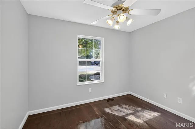 $380,000 | 260 Fairington Drive, Troy, IL 62294