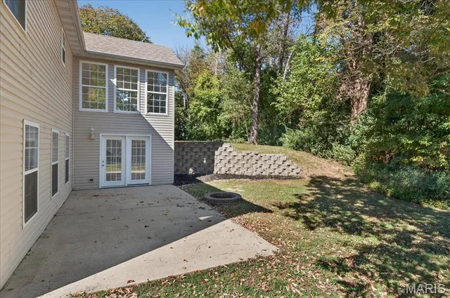 $380,000 | 260 Fairington Drive, Troy, IL 62294