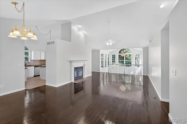 $380,000 | 260 Fairington Drive, Troy, IL 62294