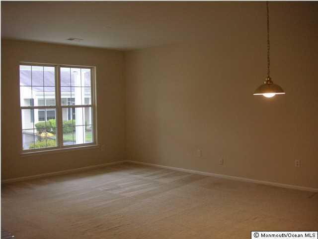 12 Silverside Road Lakewood, NJ 08701 - Photo 3 of 16 Additional Photo