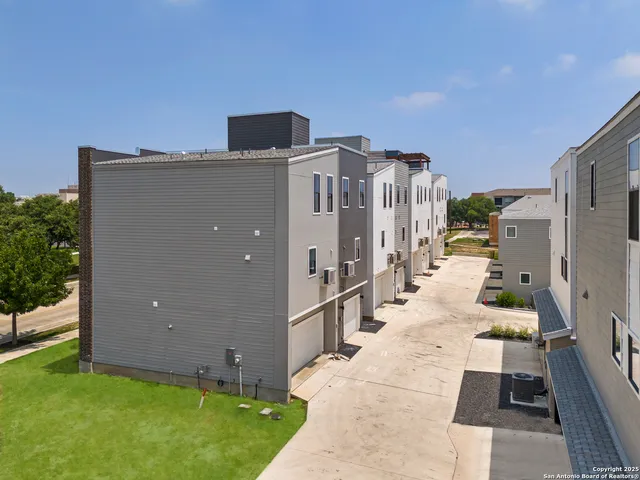 $340,000 | 7946 Kennedy Hill Drive, San Antonio, TX 78235