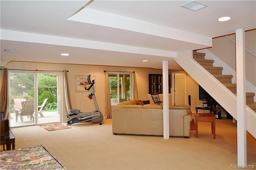 3625 Dunning Road Rochester Hills, MI 48309 - Photo 32 of 58
