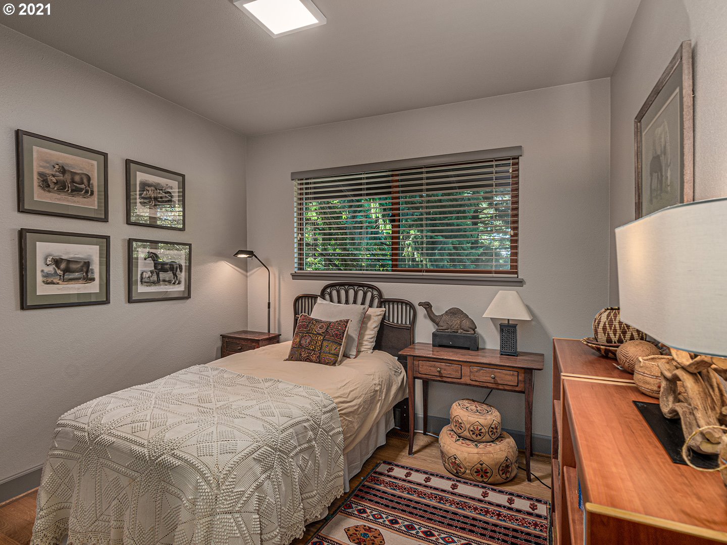 3439 Southwest Hamilton Street Portland, OR 97239 - Photo 14 of 32 Gallery Image 14