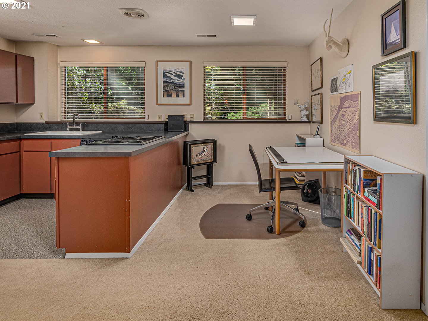 3439 Southwest Hamilton Street Portland, OR 97239 - Photo 16 of 32 Gallery Image 16