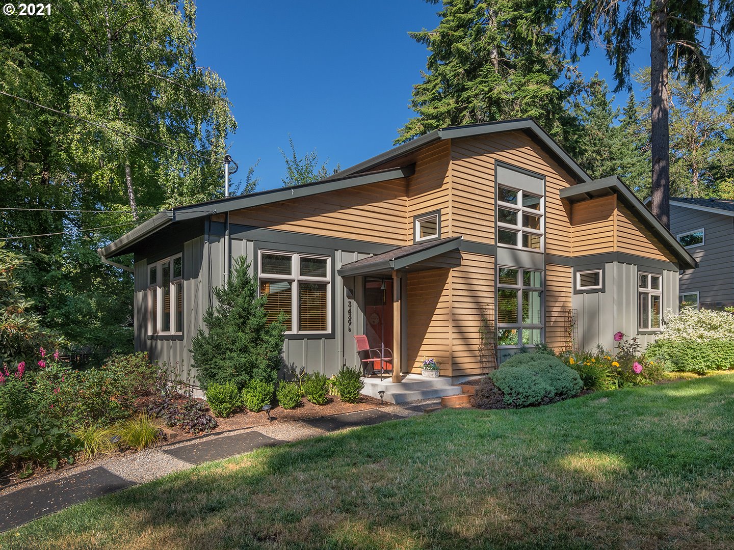 3439 Southwest Hamilton Street Portland, OR 97239 - Photo 26 of 32 Gallery Image 26