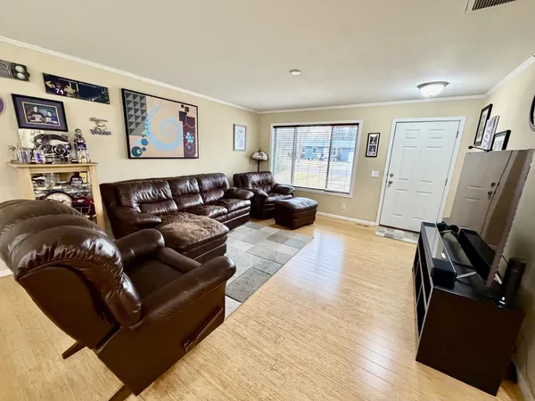 $338,900 | 1708 Clifton Avenue, Worthington, MN 56187