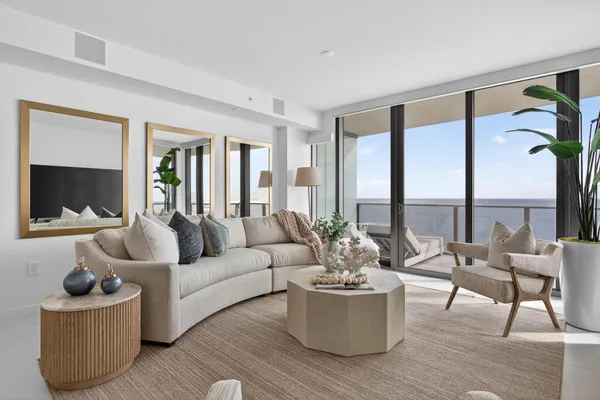$3,450,000 | 1116 North Ocean Boulevard, Unit 901, Pompano Beach, FL 33062