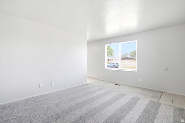 445 West 4900 South, Unit 2 Washington Terrace, UT 84405 - Photo 7 of 21