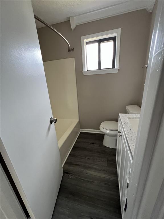 893 Sandune Drive Norcross, GA 30093 - Photo 8 of 14 a bathroom with a sink and toilet