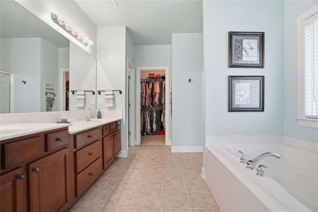 3335 The Commons Drive Cumming, GA 30041 - Photo 13 of 60