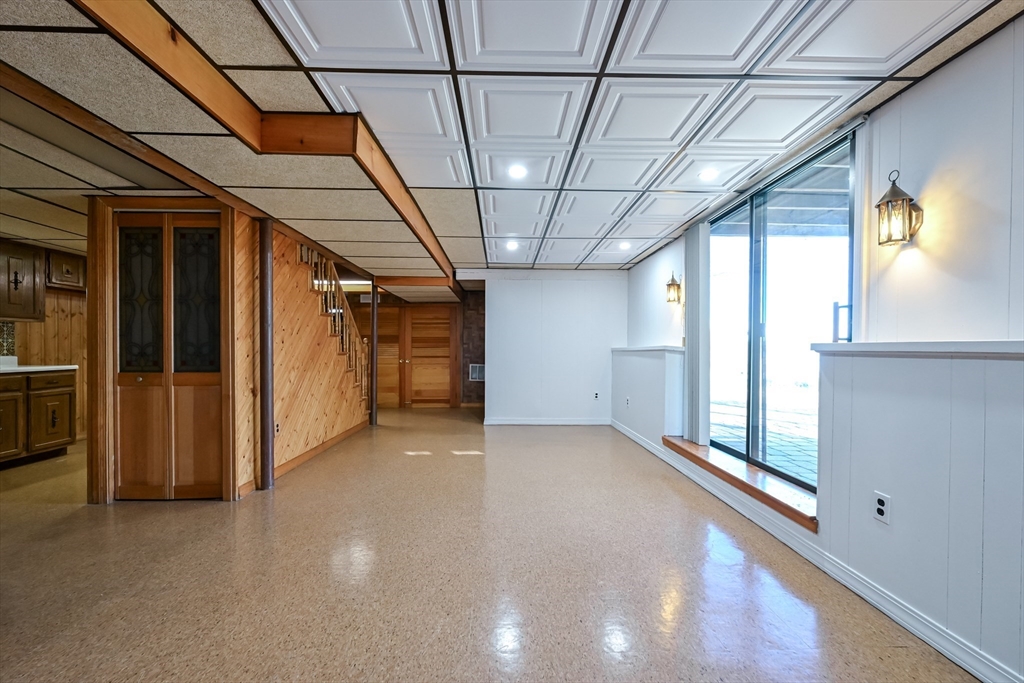 15 Edwards Road Foxboro, MA 02035 - Photo 36 of 42 Gallery Image 36