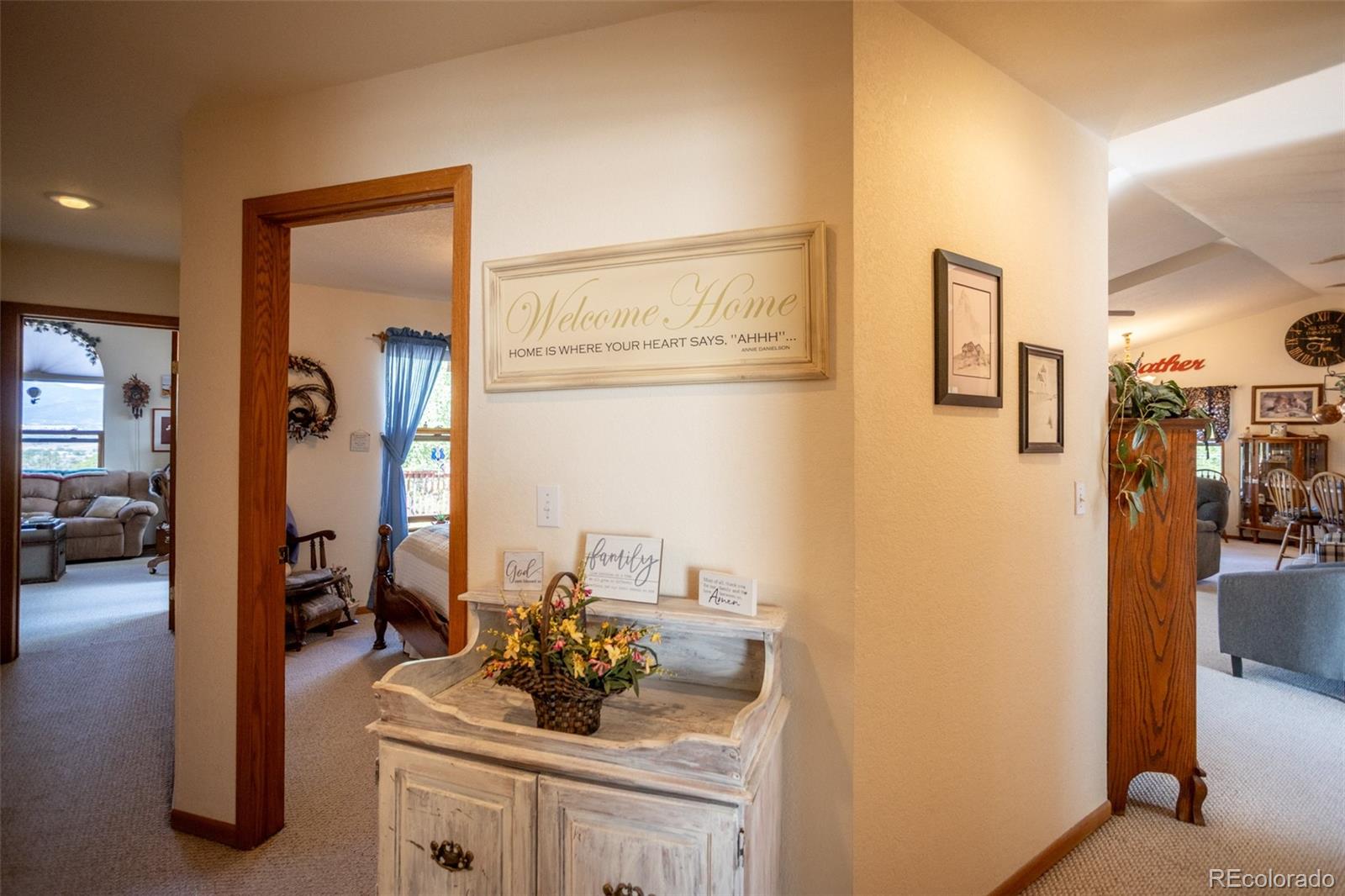 7280 County Road 178 Salida, CO 81201 - Photo 34 of 39 a room with a mirror and furniture