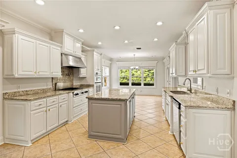 $749,500 | 65 Woodchuck Hill Drive, Savannah, GA 31405