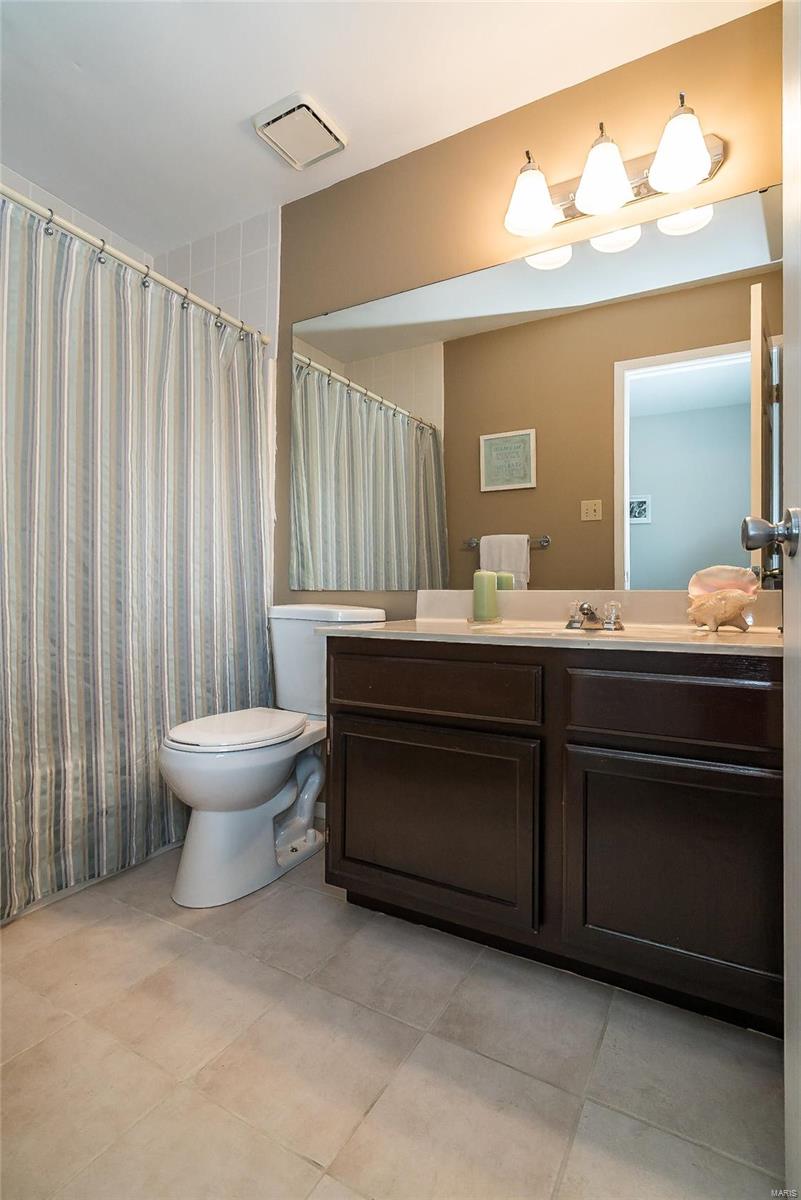 224 Coachman Way O'Fallon, MO 63368 - Photo 13 of 21