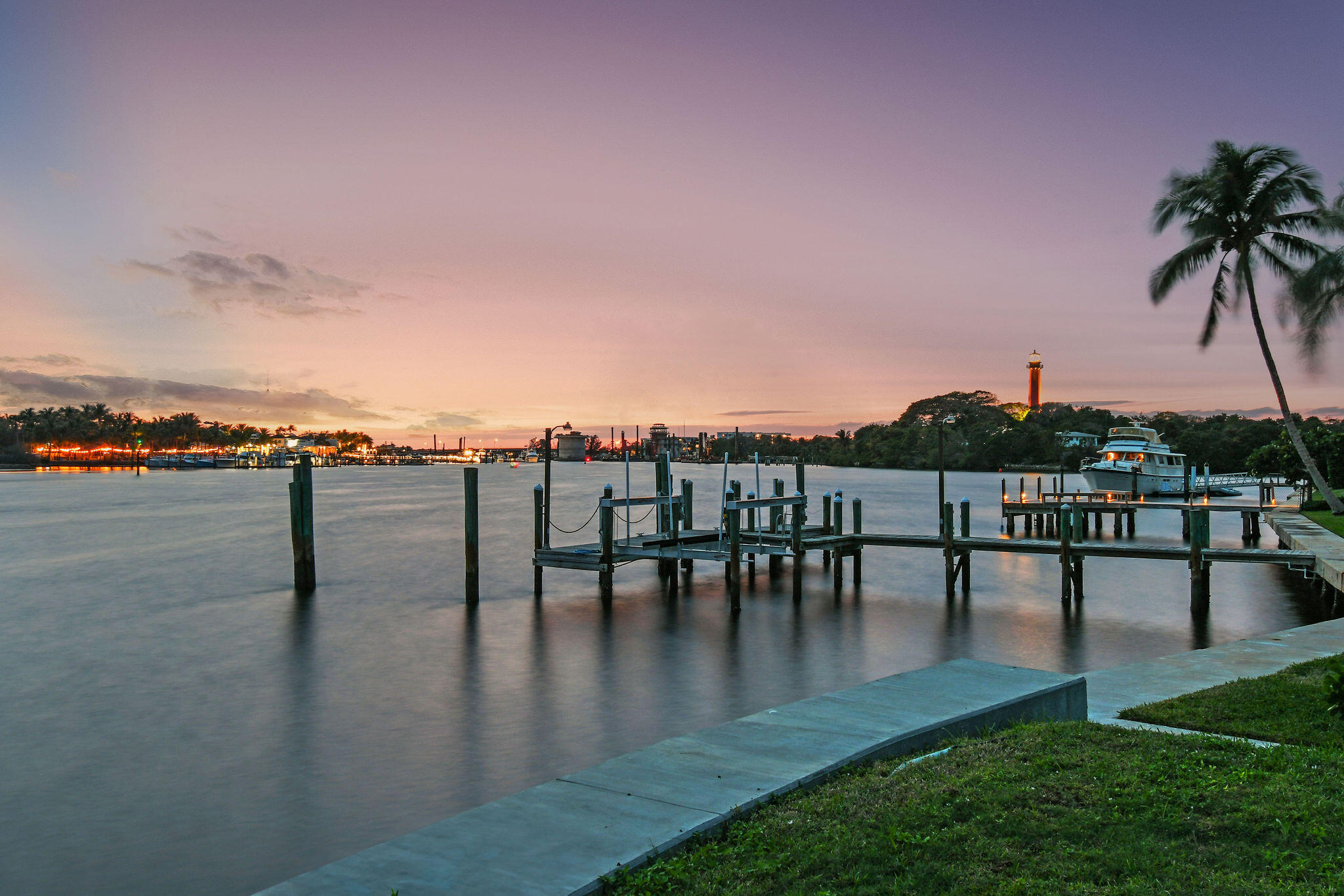 88 Lighthouse Drive Jupiter Inlet Colony, FL 33469 - Photo 1 of 1 88LighthouseDrTwilights(8)a