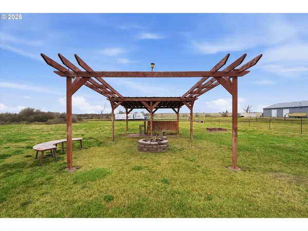 $419,900 | 78931 Miller Road, Boardman, OR 97818