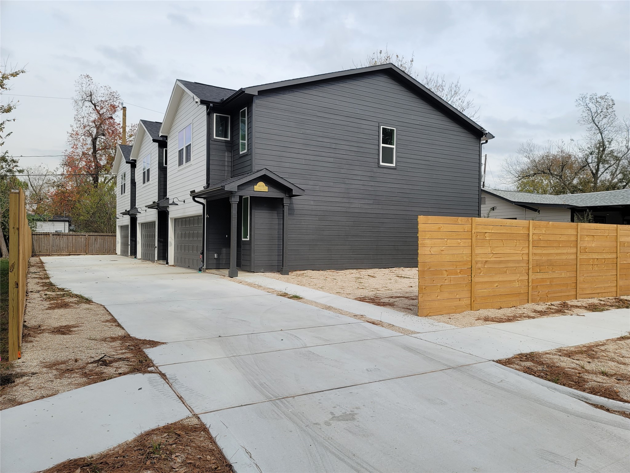 4608 Dewberry Street Houston, TX 77021 - Photo 5 of 6