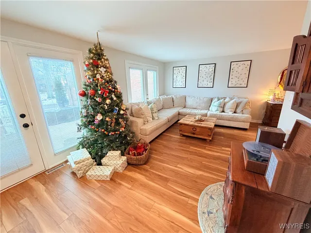 $294,900 | 58 Kenton Place, Hamburg, NY 14075