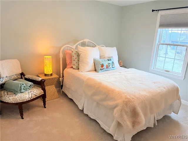 $294,900 | 58 Kenton Place, Hamburg, NY 14075