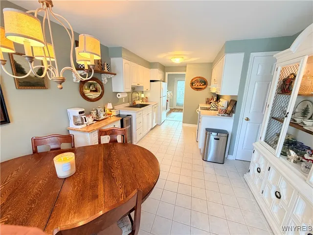 $294,900 | 58 Kenton Place, Hamburg, NY 14075