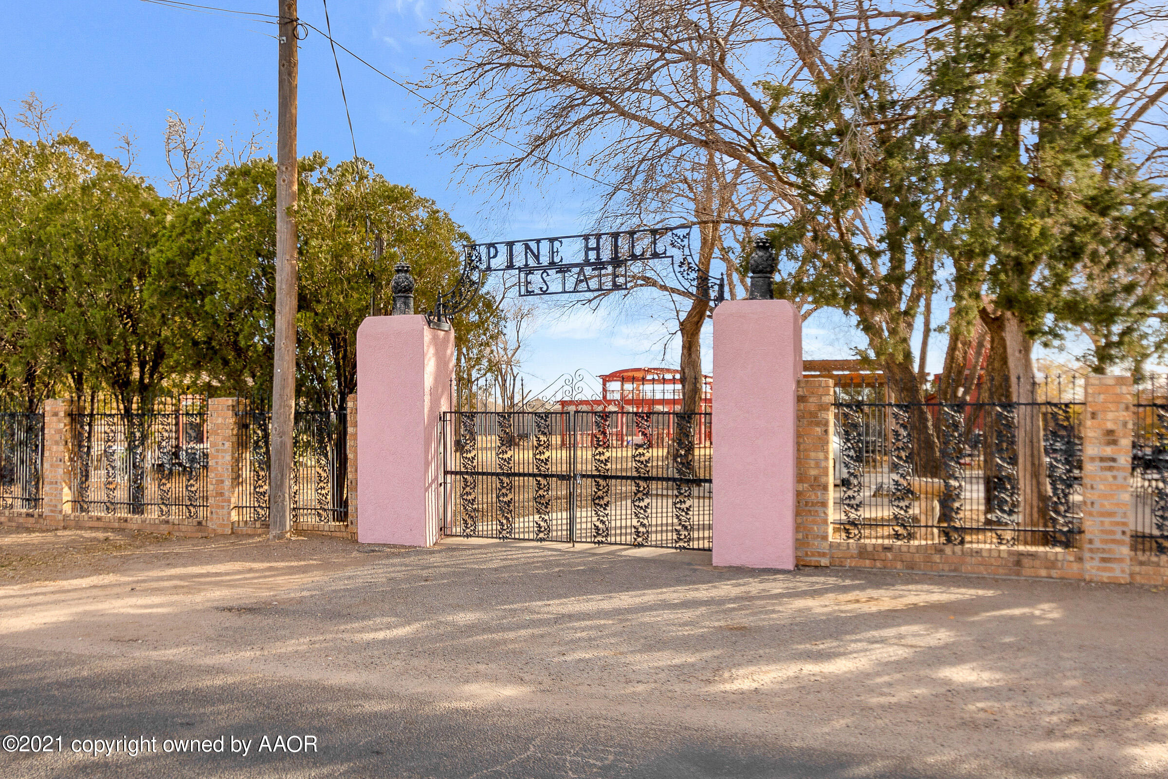 2501 South Grand Street Amarillo, TX 79103 - Photo 15 of 80 Pine Hill Estates_North Gate