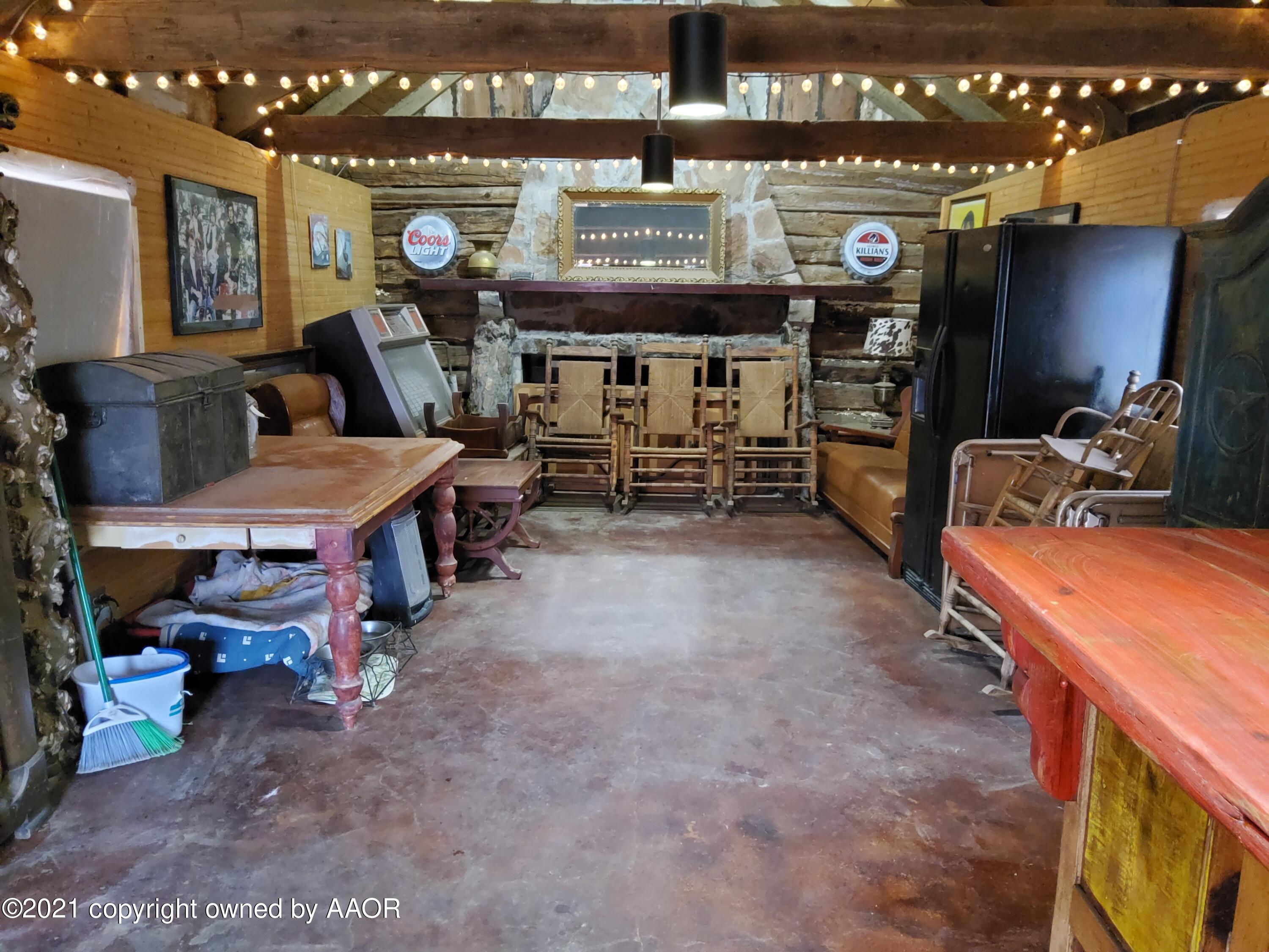 2501 South Grand Street Amarillo, TX 79103 - Photo 25 of 80 a view of a room with gym equipment