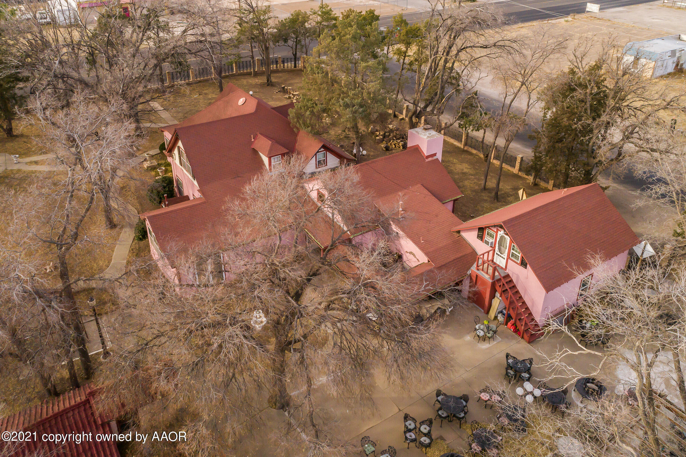 2501 South Grand Street Amarillo, TX 79103 - Photo 3 of 80 an aerial view of residential houses with outdoor space