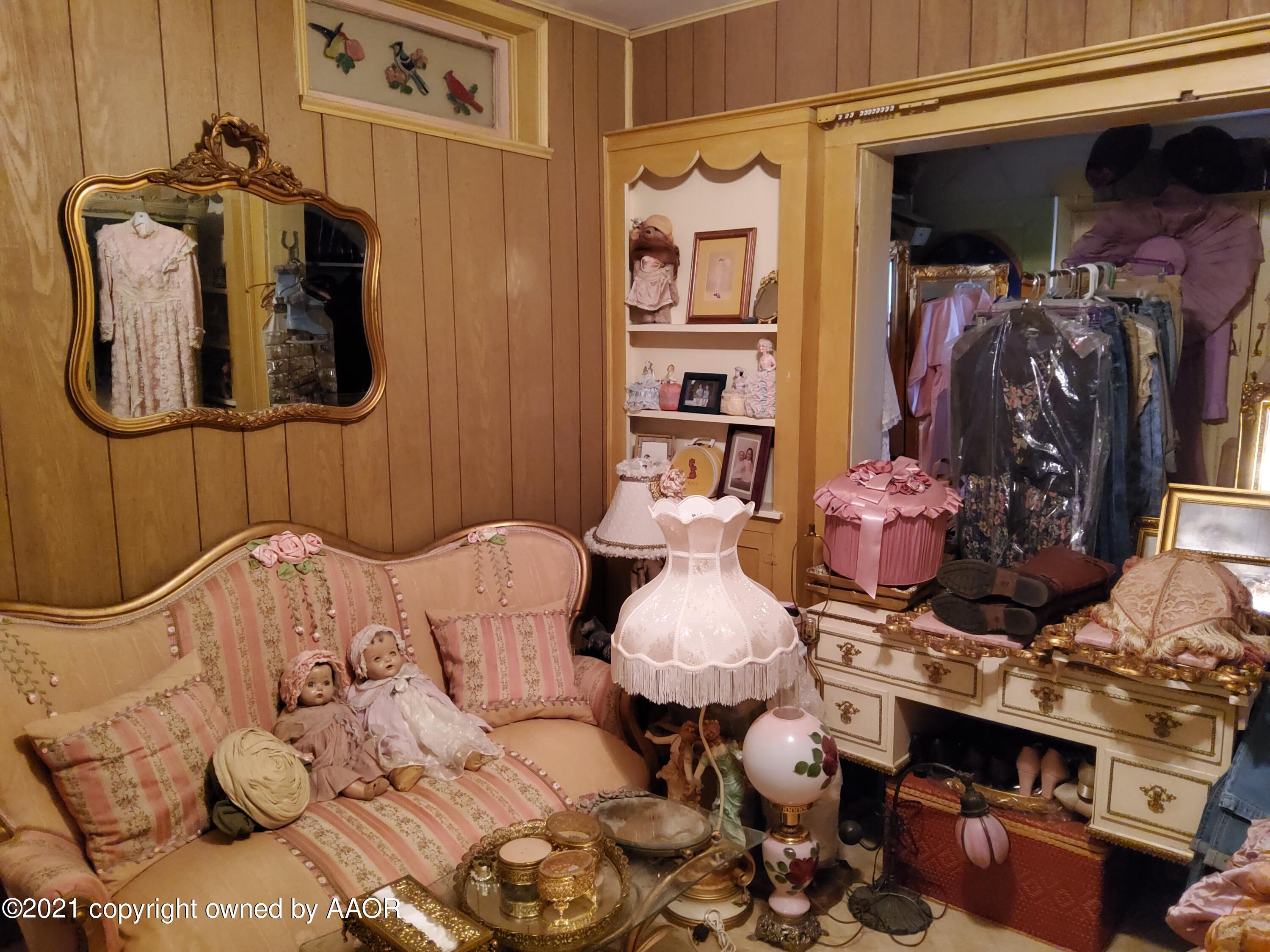 2501 South Grand Street Amarillo, TX 79103 - Photo 65 of 80 Bridal Suite