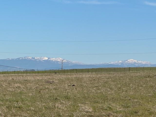 34008 Heiskell Drive Raymond, CA 93653 - Photo 2 of 19 a view of an ocean