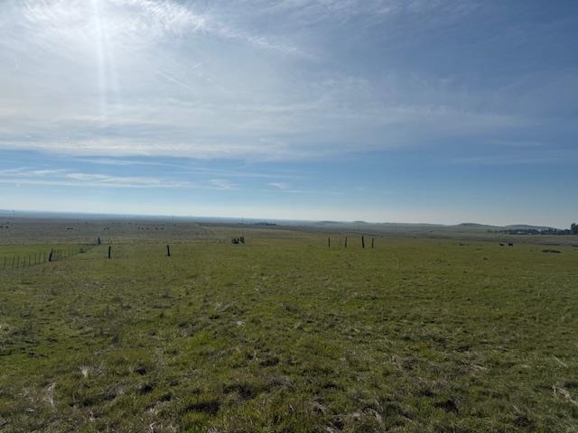 34008 Heiskell Drive Raymond, CA 93653 - Photo 8 of 19 a view of an ocean and beach