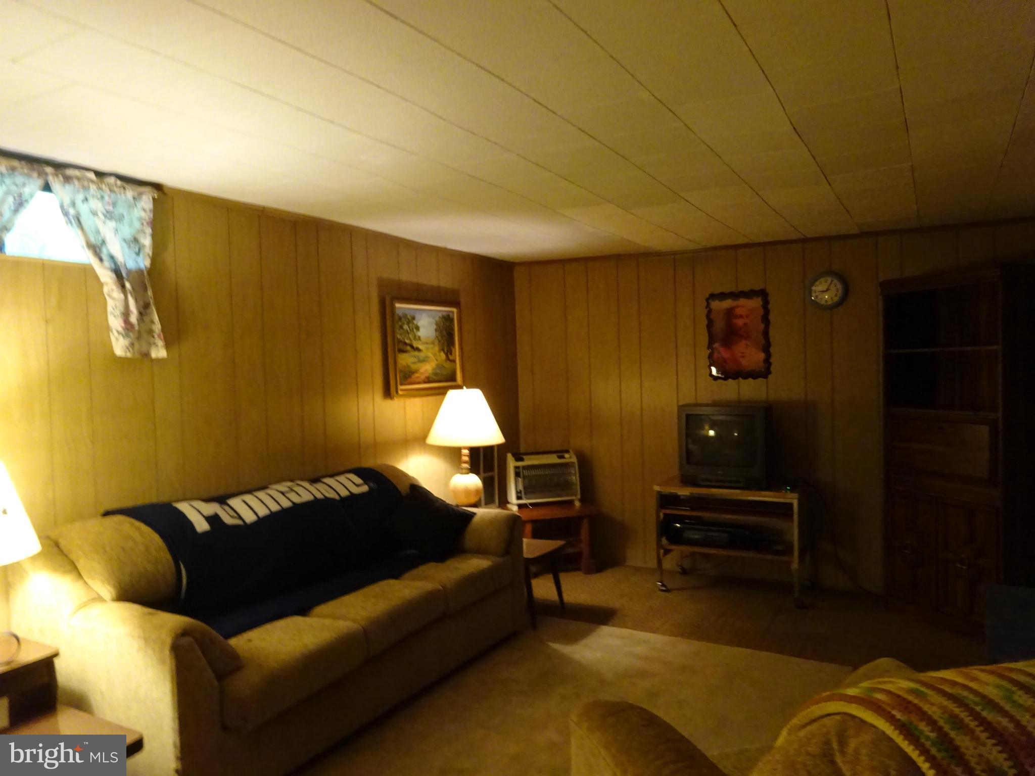 12027 Gehr Road Waynesboro, PA 17268 - Photo 13 of 20 Family Room