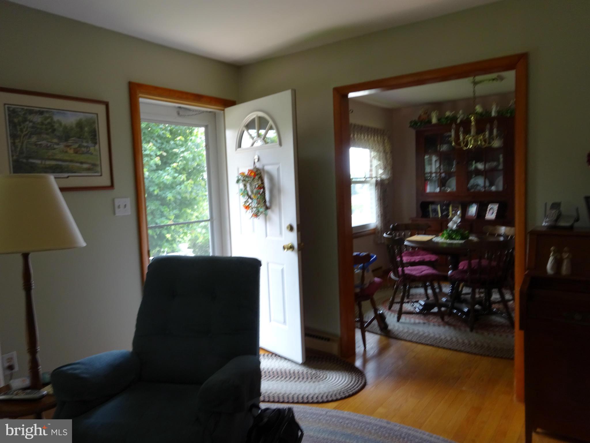 12027 Gehr Road Waynesboro, PA 17268 - Photo 5 of 20 Living Room