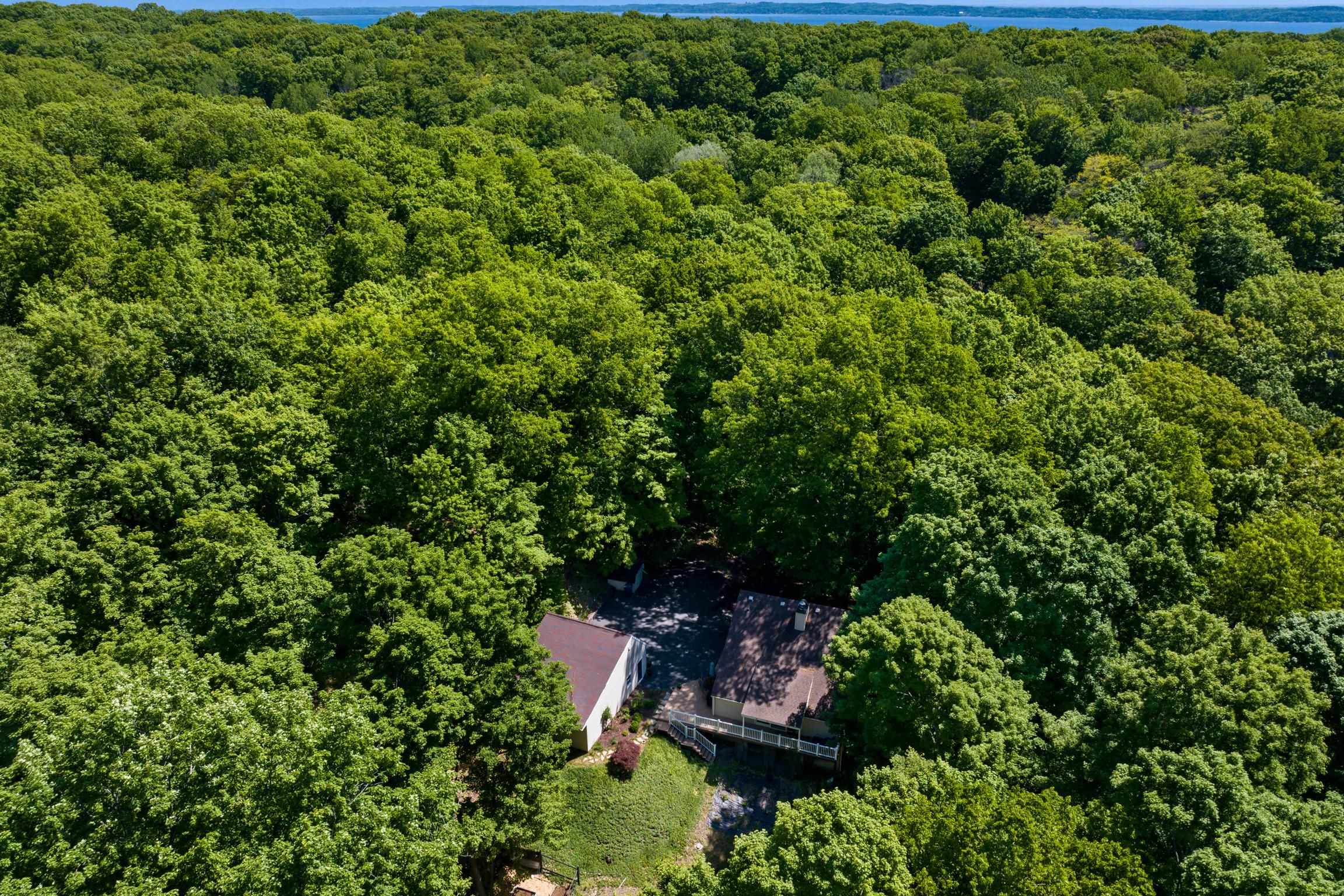 10520 South Dalzell Road Traverse City, MI 49684 - Photo 31 of 32
