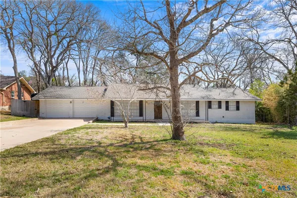 $239,900 | 2405 Redwing Drive, Temple, TX 76502