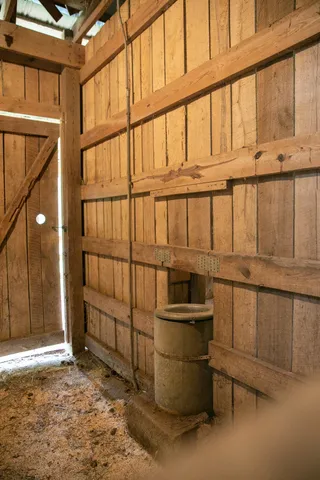 $1,295,000 | 4923 Blue Creek Road, Lynnville, TN 38472