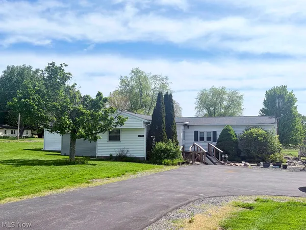 $129,000 | 5122 Orangeville Kinsman Road, Burghill, OH 44404