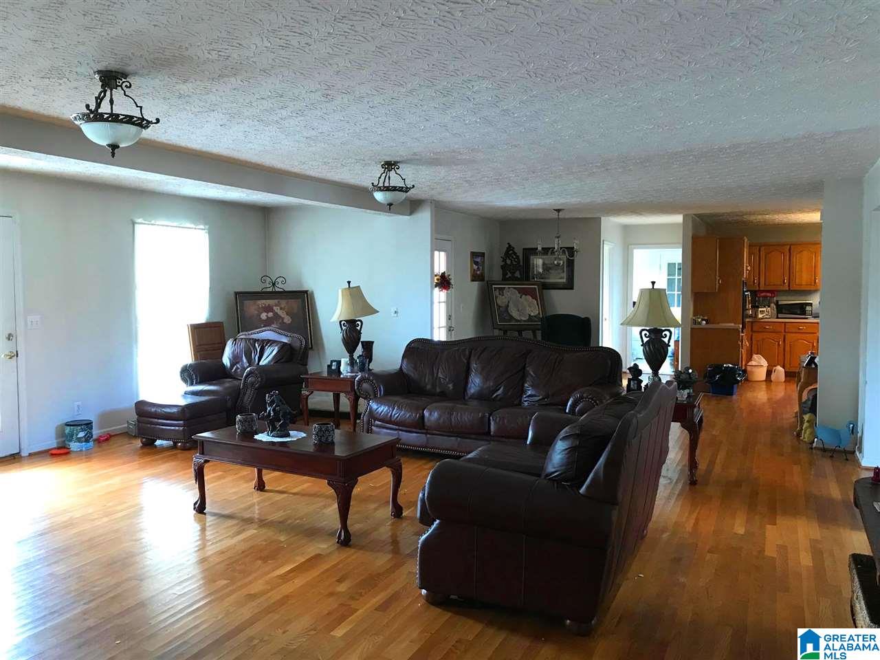 2137 Whites Gap Road Southeast Jacksonville, AL 36265 - Photo 13 of 34