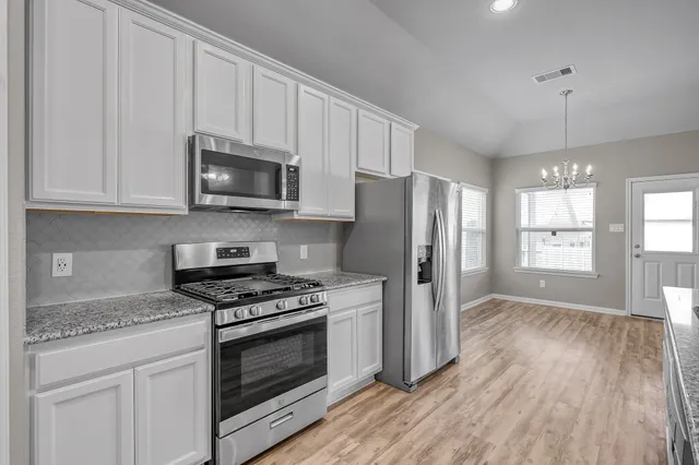 $2,075 | 11107 Lulu Lane, Willis, TX 77318