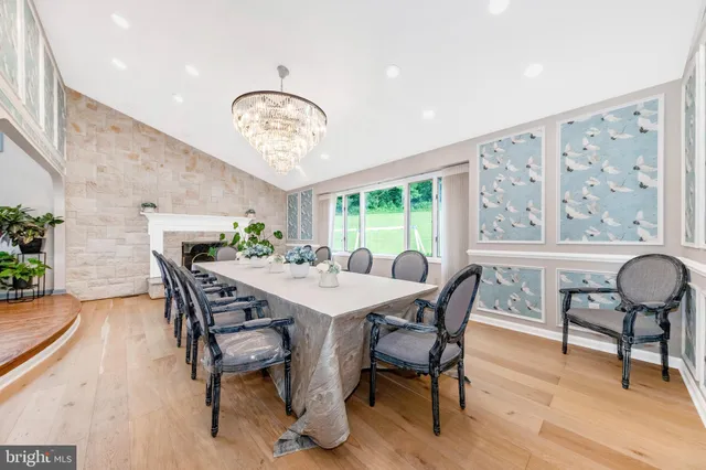 a view of an entryway with a window