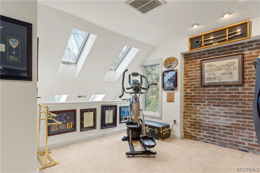 103 Overlook Drive Williamsburg, VA 23185 - Photo 38 of 50 a living room with furniture