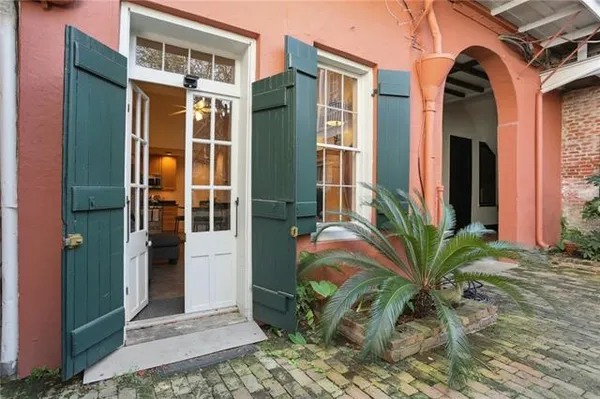 $335,000 | 931 Chartres Street, Unit 12, New Orleans, LA 70116
