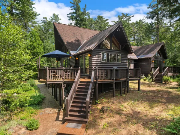 $1,395,000 | 22 Dear Lane, Rainbow Lake, NY 12976