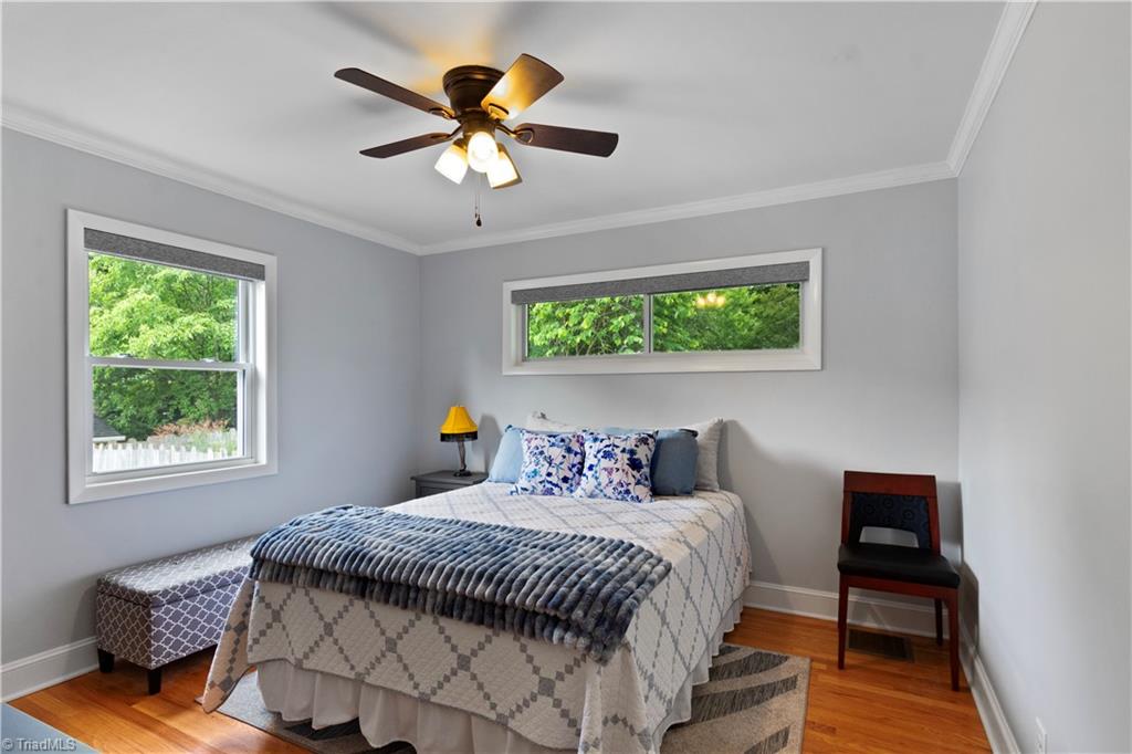 1342 Berwick Road Southwest Winston-Salem, NC 27103 - Photo 22 of 38 2nd bedroom on main