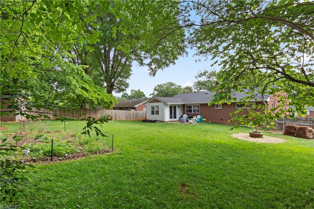 1342 Berwick Road Southwest Winston-Salem, NC 27103 - Photo 37 of 38 Fenced yar