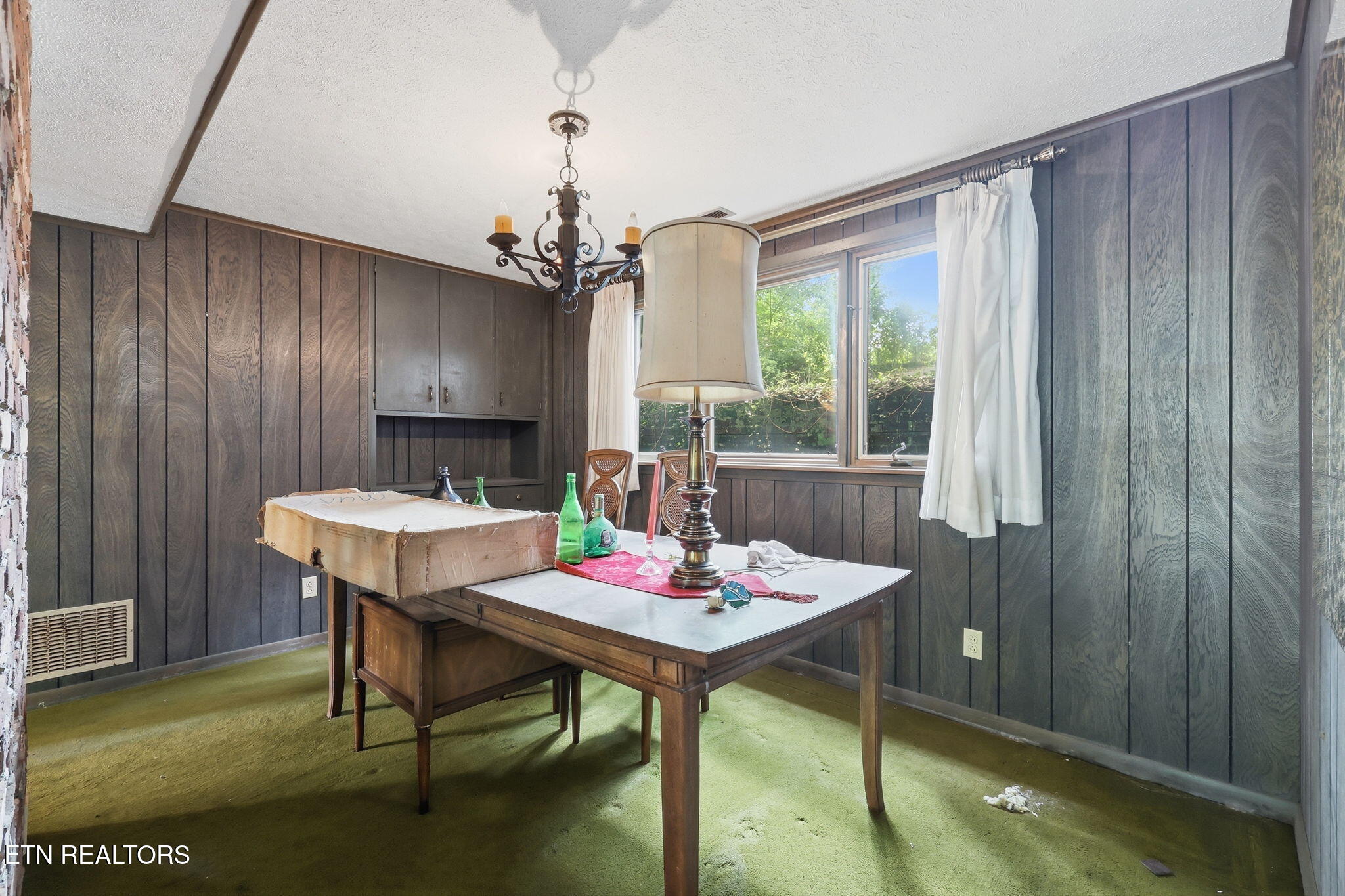 114 Balboa Circle Oak Ridge, TN 37830 - Photo 14 of 52 Formal Dining Room